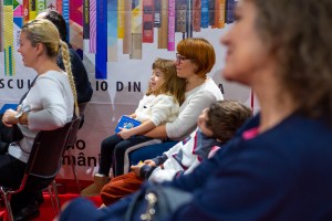 Lansarea romanului Jocul de-a V-ați ascunselea la târgul de carte Gaudeamus